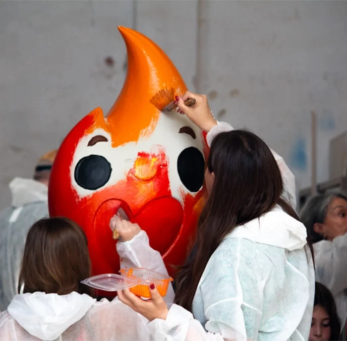 Fallas todo el año: taller con artistas falleros